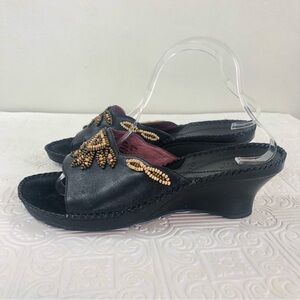 Clarks Leather Beaded Boho Artisan Black Open Toe Mule Sandal Wedge Slip O…